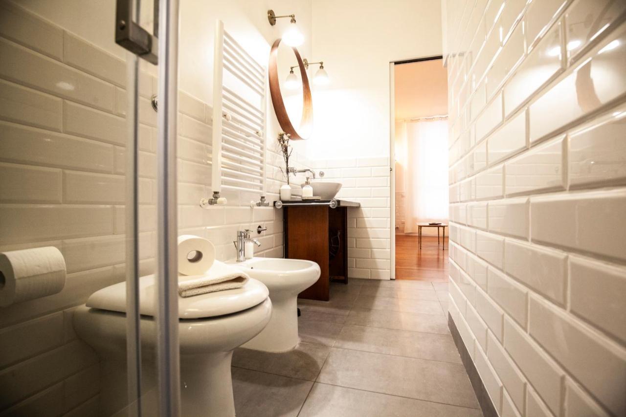 Lovely And Modern Flat Near The Colosseum Rome Bagian luar foto