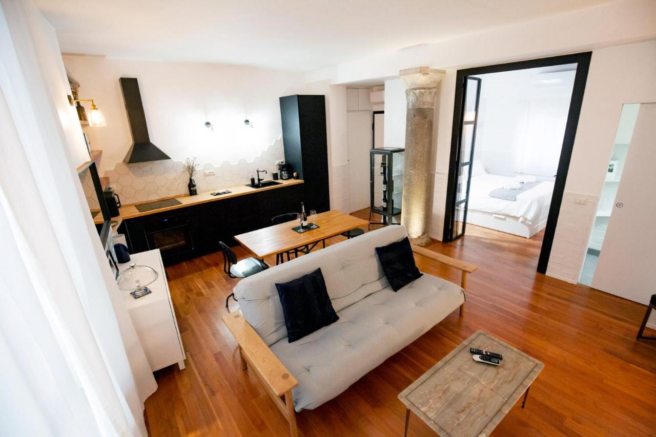 Lovely And Modern Flat Near The Colosseum Rome Bagian luar foto
